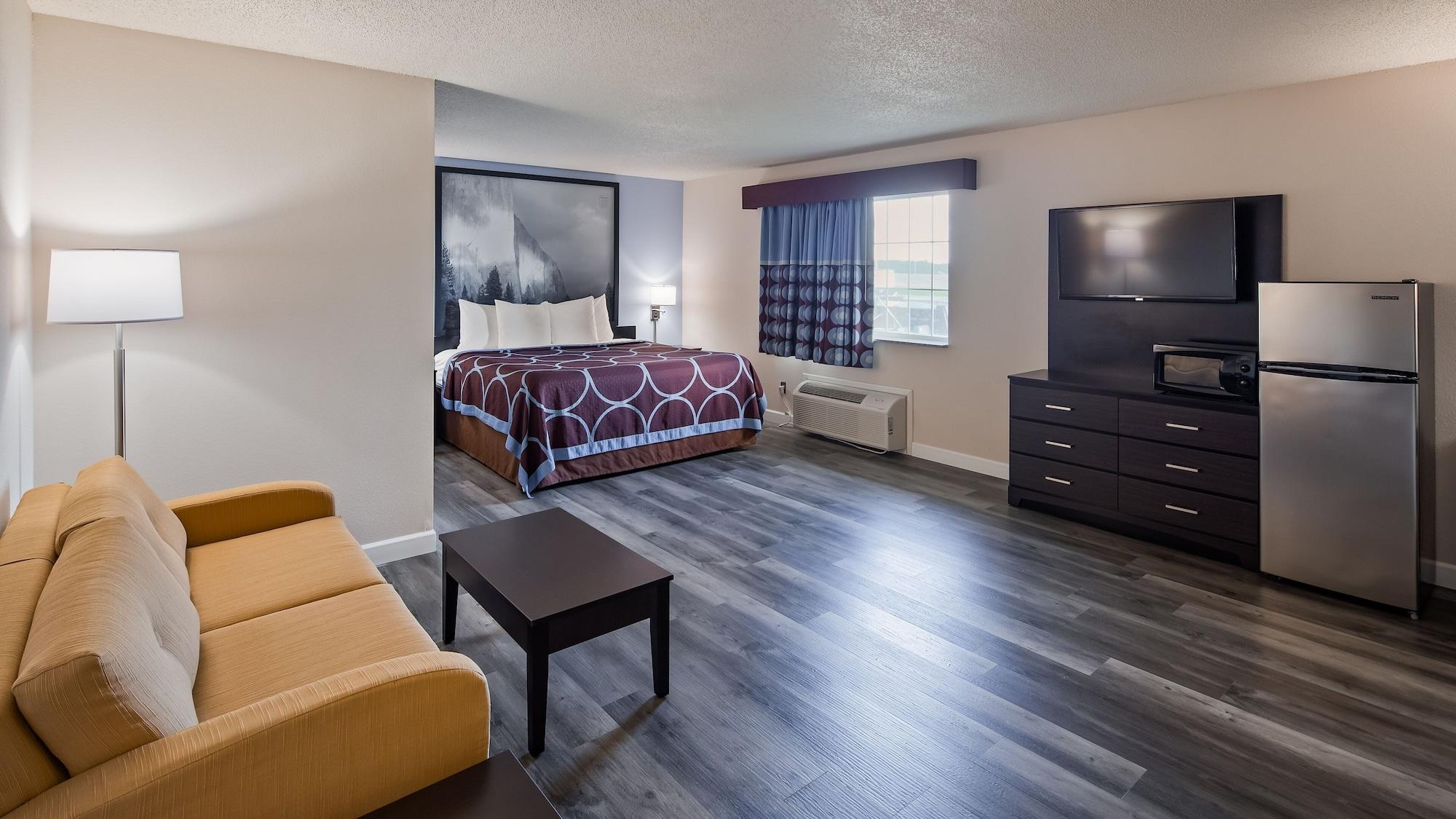 Super 8 By Wyndham Neillsville Wi Екстериор снимка