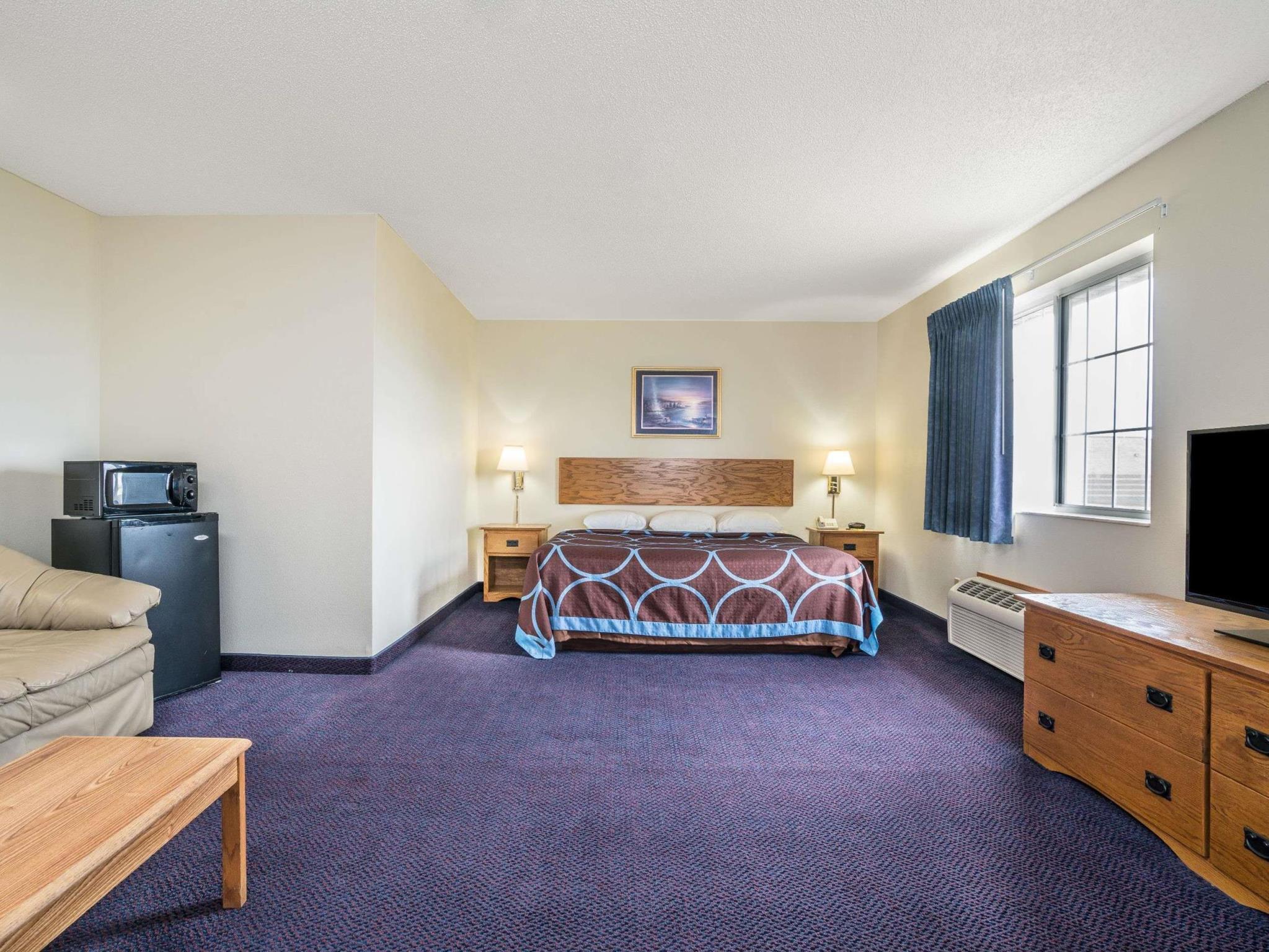 Super 8 By Wyndham Neillsville Wi Екстериор снимка